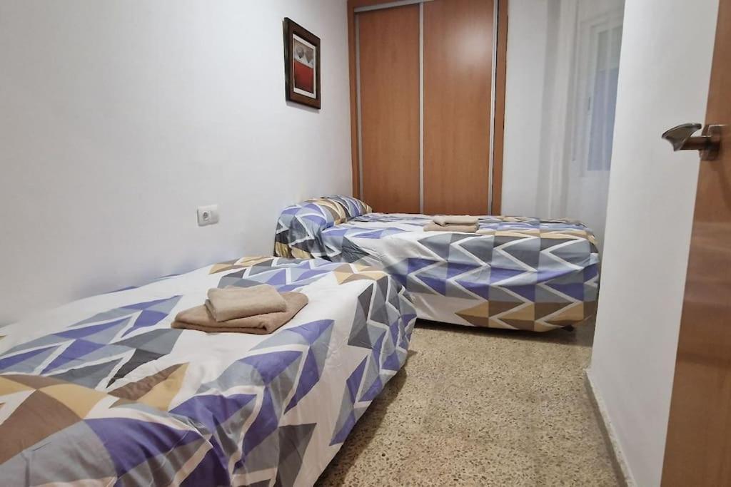 Precioso Apartamento En Centro Granada Luaran gambar