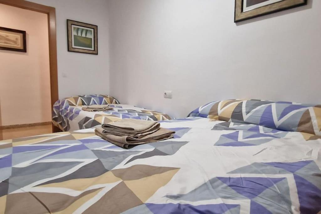 Precioso Apartamento En Centro Granada Luaran gambar